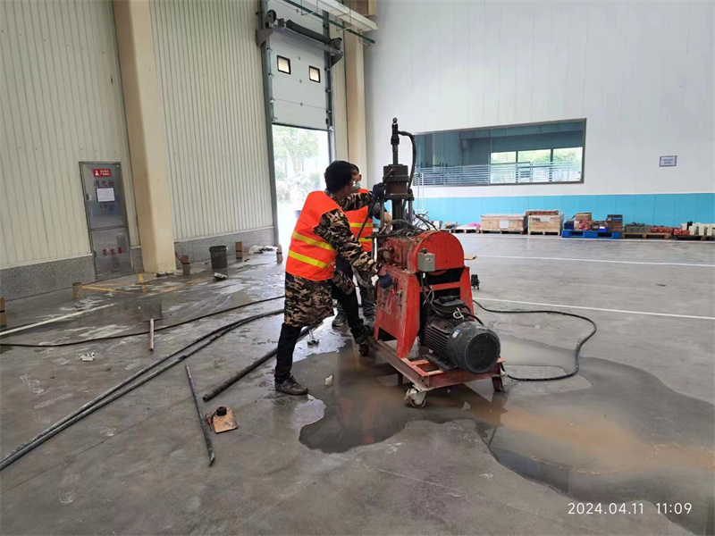 本溪厂房地面下沉塌陷注浆加固施工